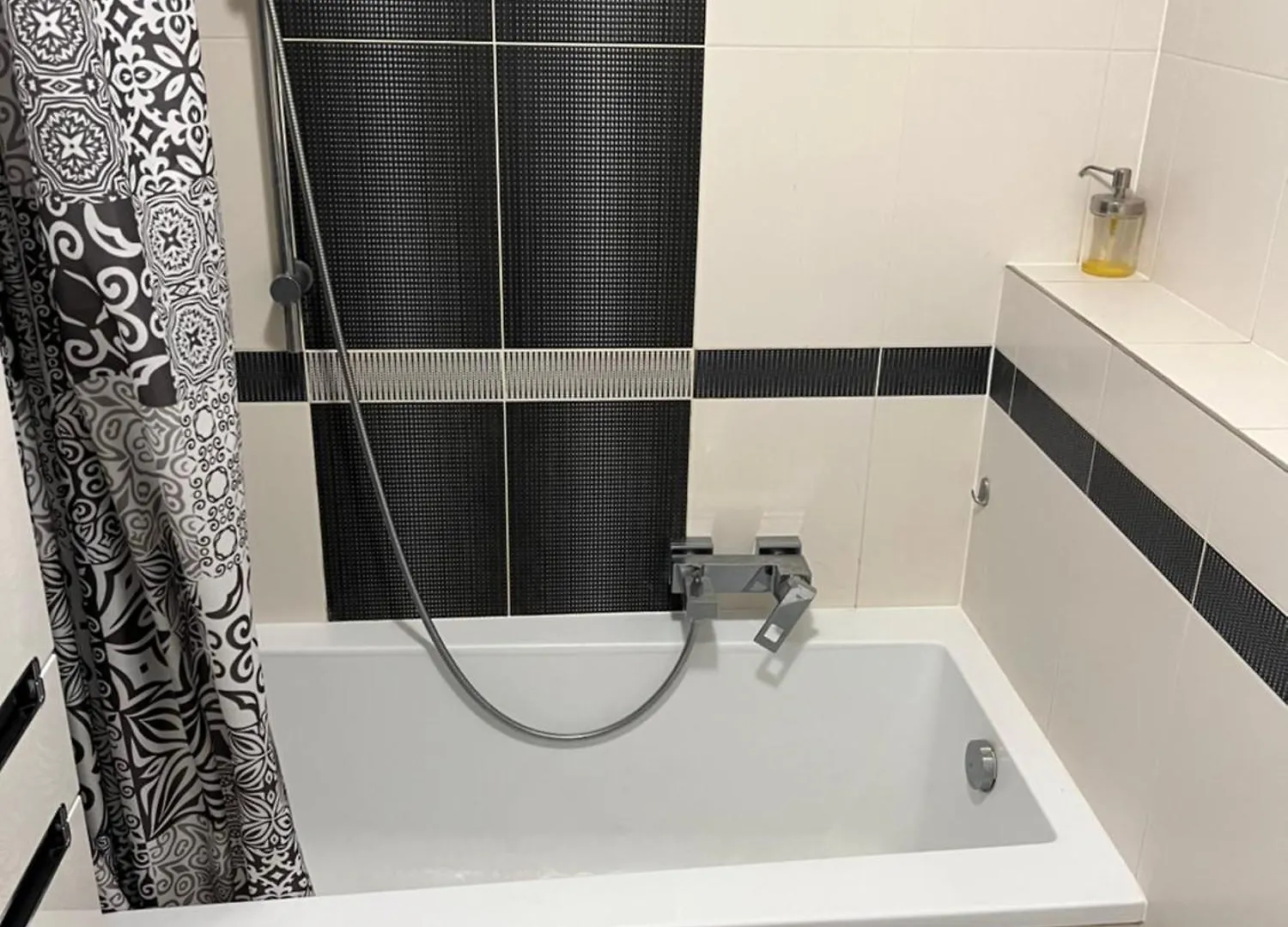 בית אירוח פראג Green Terrace Aircondition Downtown Metro C Budejovicka