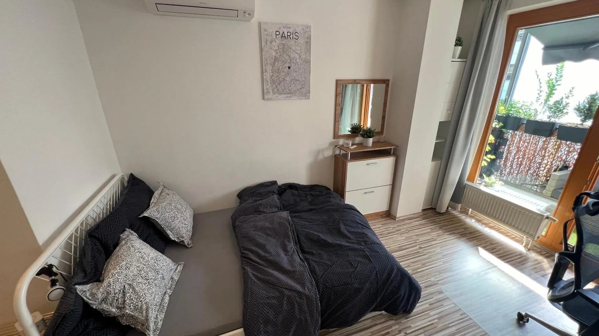 Homestay Green Terrace Aircondition Downtown Metro C Budejovicka Prague