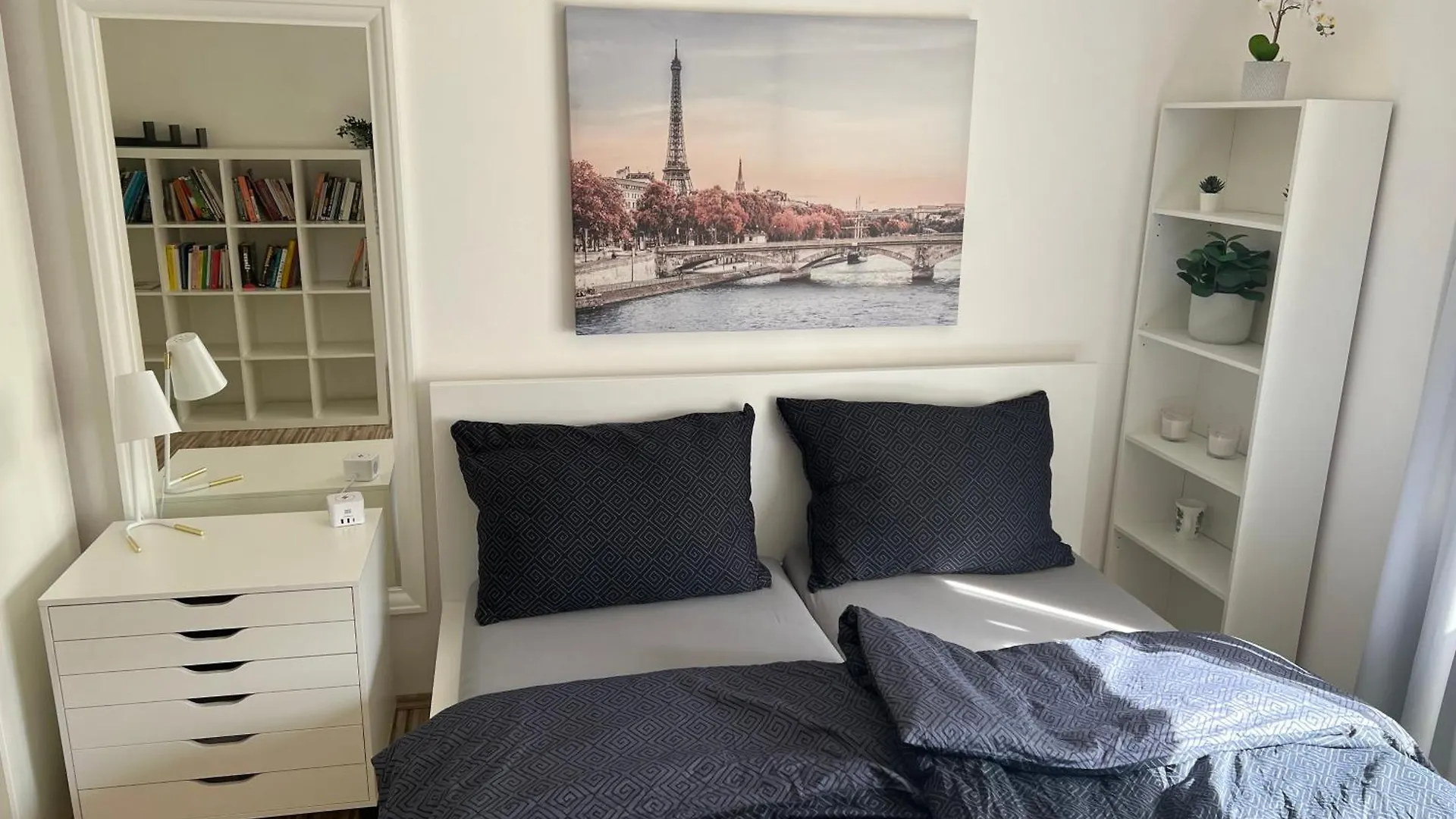 Homestay Green Terrace Aircondition Downtown Metro C Budejovicka Prague
